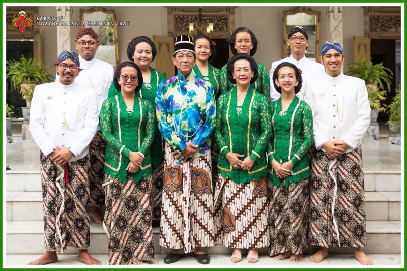 Pakaian Adat Yogyakarta