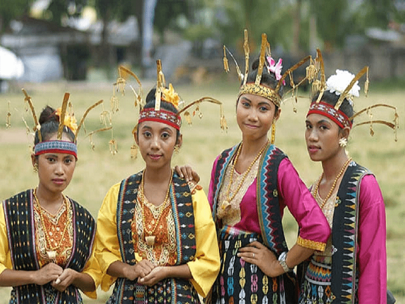 Pakaian adat Nusa Tenggara Timur
