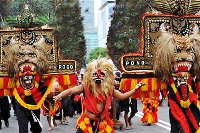 Tari Reog Ponorogo Pengertian Sejarah Tokoh Properti Dan Fungsinya